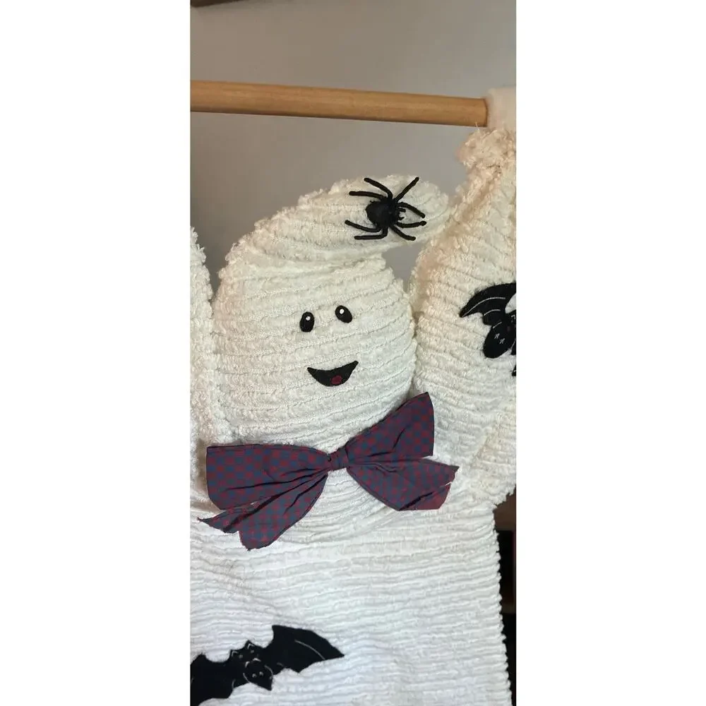 Vtg BOO White Chenille 3D Ghost Spider Attached Wooden Dowel & Hanger Bats Bow